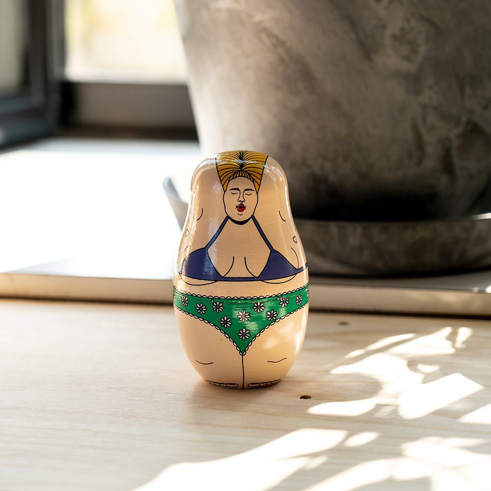 MIDORIKOMATSUマトリョーシカDETAILHAPPYHOTGIRLSロシア人形オブジェ