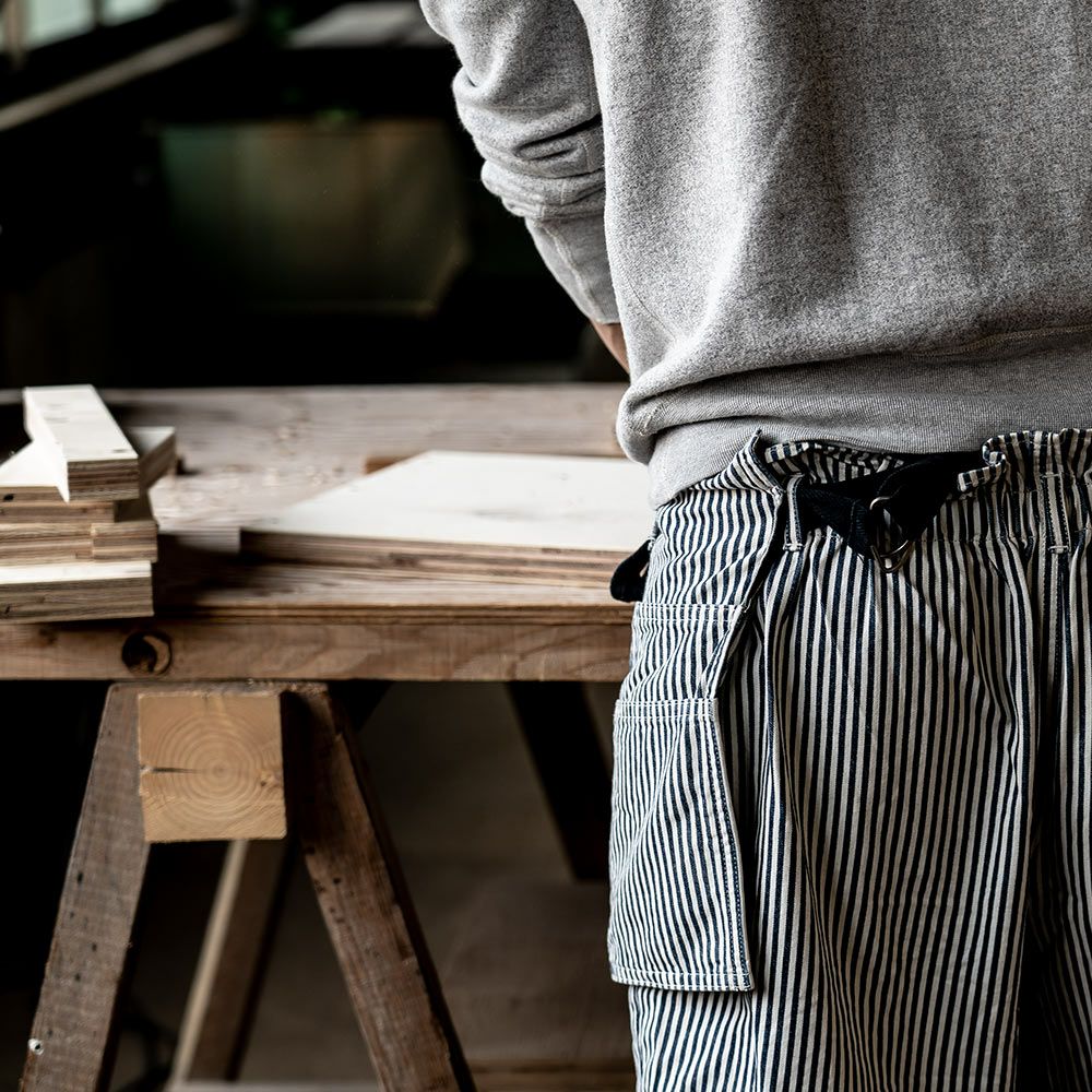 タワーシェルフ収納あられ組キャビネット本収納マガジンラック木製