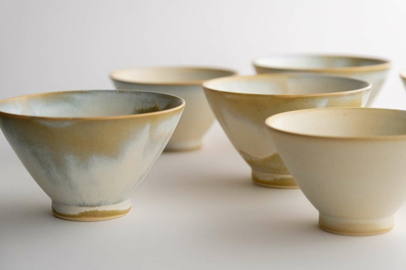 IDentity茶碗おぼろ雲波佐見焼オフホワイト全てが一点ものCRAFTSTOREオリジナルあなた専用ひとつずつに表情一つ一つの異なる味わい個性アイデンティティidentity長崎県