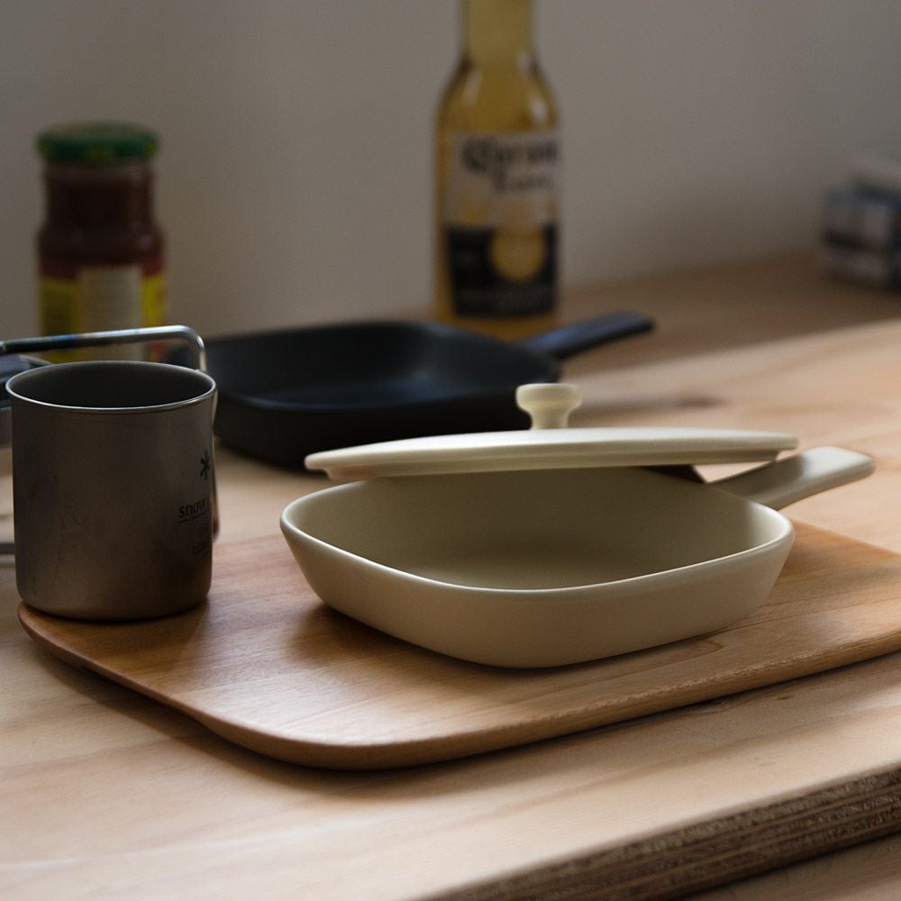 TOOLSBAKEPANベイクパンSサイズ蓋付ツールズアウトドア四角キャンプグランピングベランピングイブキクラフト伊吹クラフト陶器製日本製