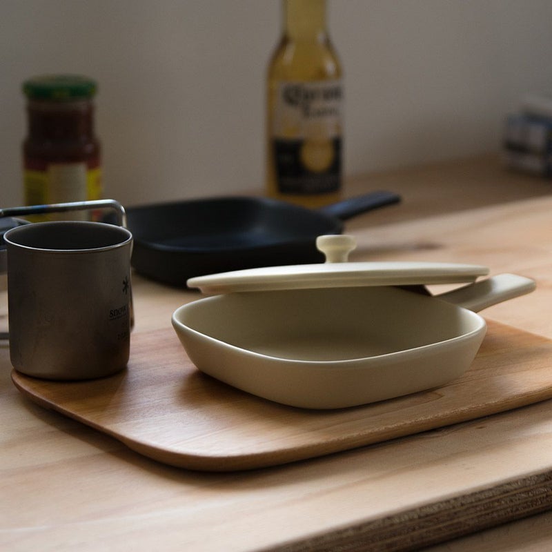 TOOLSBAKEPANベイクパンSサイズ蓋付ツールズアウトドア四角キャンプグランピングベランピングイブキクラフト伊吹クラフト陶器製日本製