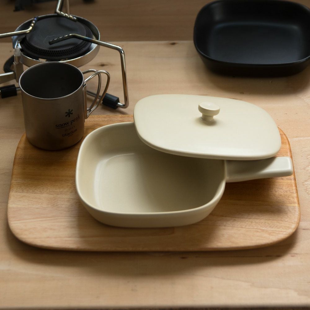 TOOLSBAKEPANベイクパンSサイズ蓋なしツールズアウトドア四角キャンプグランピングベランピングイブキクラフト伊吹クラフト陶器製日本製