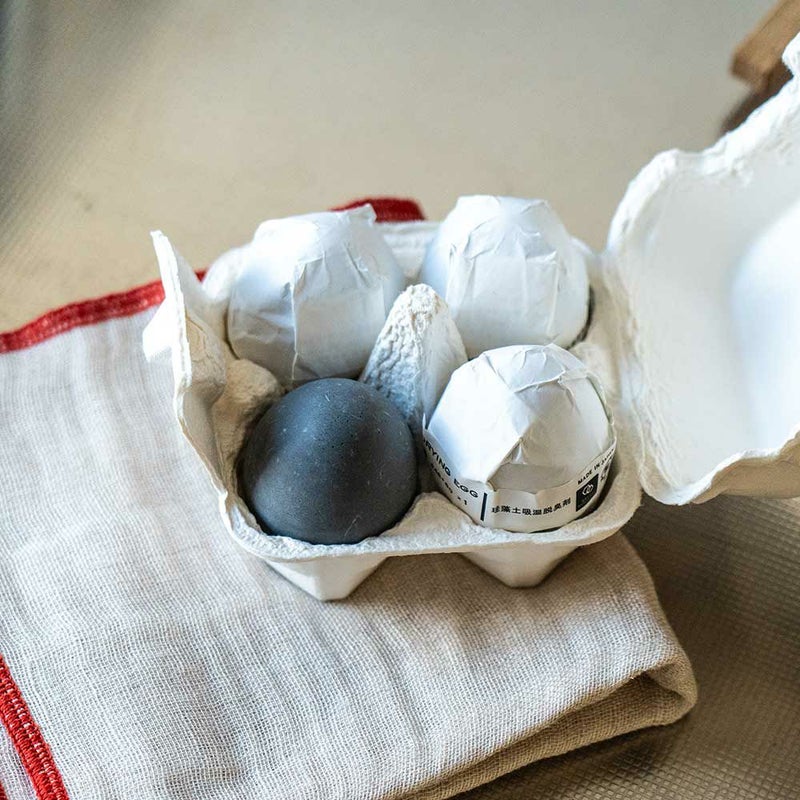 ソイルドライングエッグ4個セットsoilDryingEgg調湿脱臭剤珪藻土