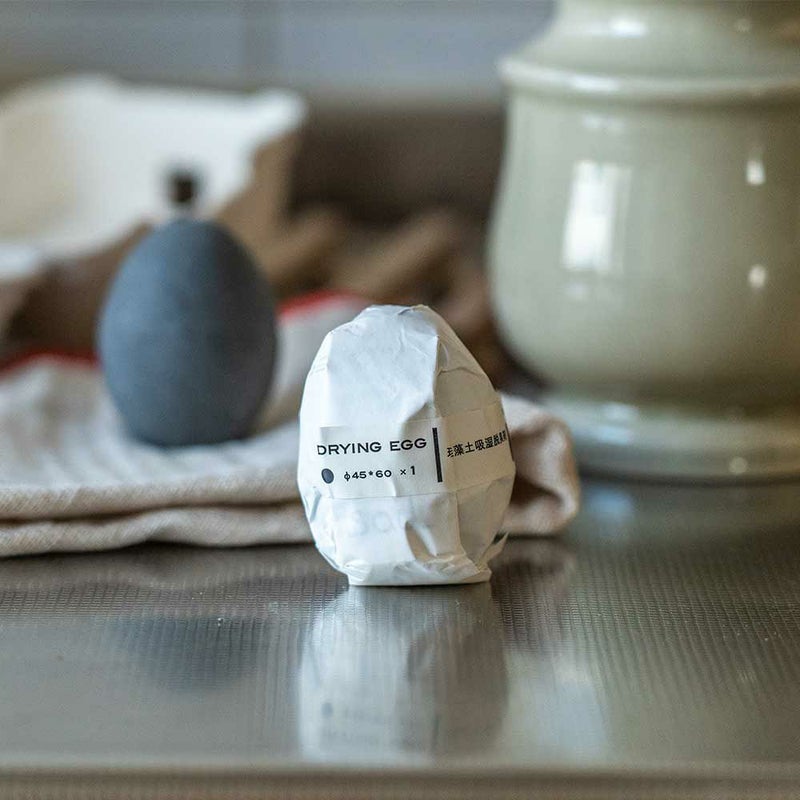 ソイルドライングエッグ4個セットsoilDryingEgg調湿脱臭剤珪藻土