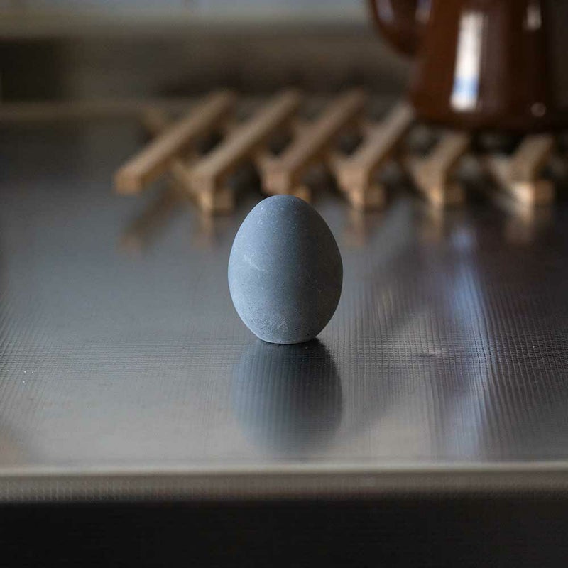 ソイルドライングエッグ4個セットsoilDryingEgg調湿脱臭剤珪藻土