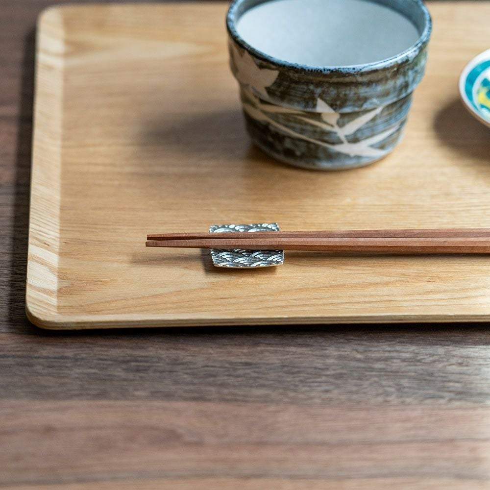 炭谷三郎商店博鳳堂お箸置き吉祥紋様錫七宝亀甲