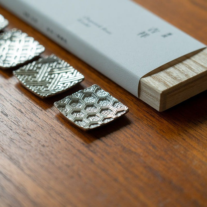 炭谷三郎商店博鳳堂お箸置き吉祥紋様錫七宝亀甲