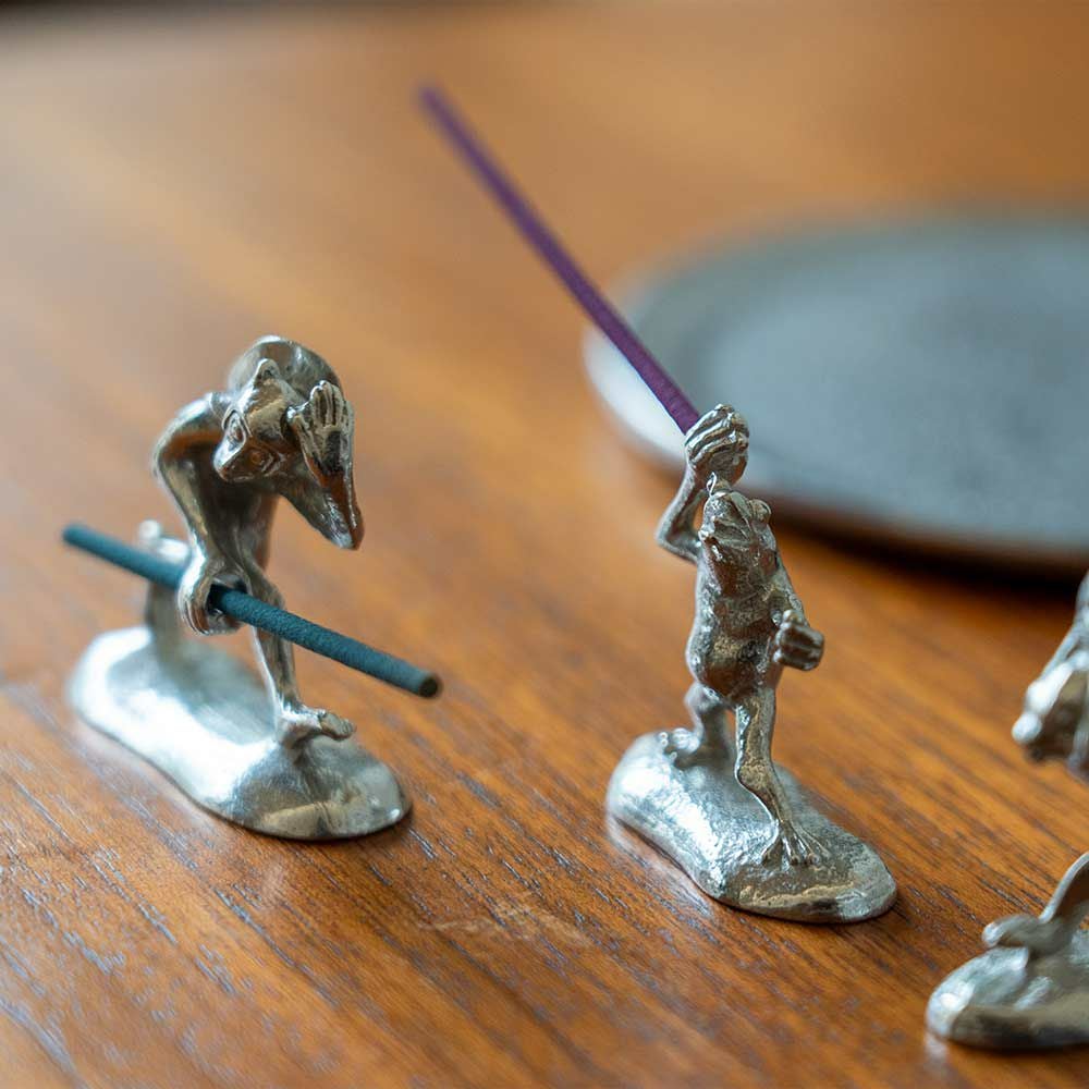 炭谷三郎商店香立鳥獣人物戯画富山県高岡市錫お香立てインセンスホルダー