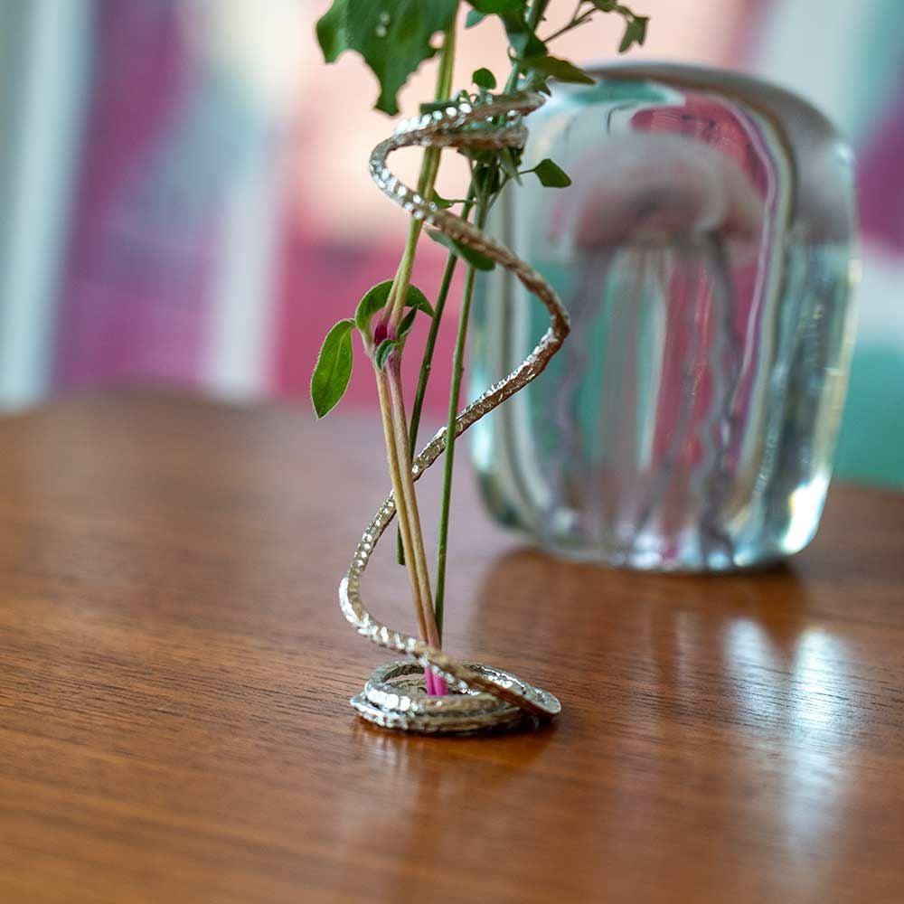 炭谷三郎商店フラワースタンド錫抗菌お花生花花器ドライフラワー花瓶