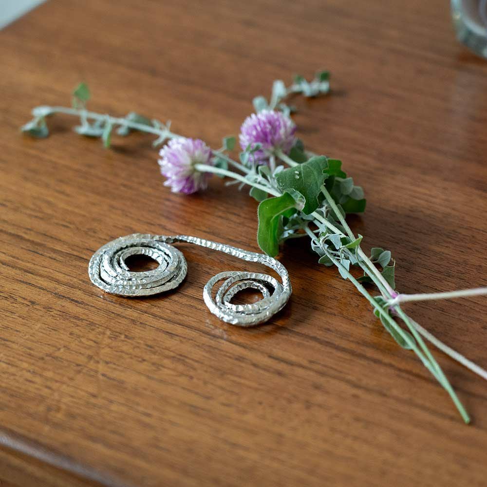 炭谷三郎商店フラワースタンド錫抗菌お花生花花器ドライフラワー花瓶